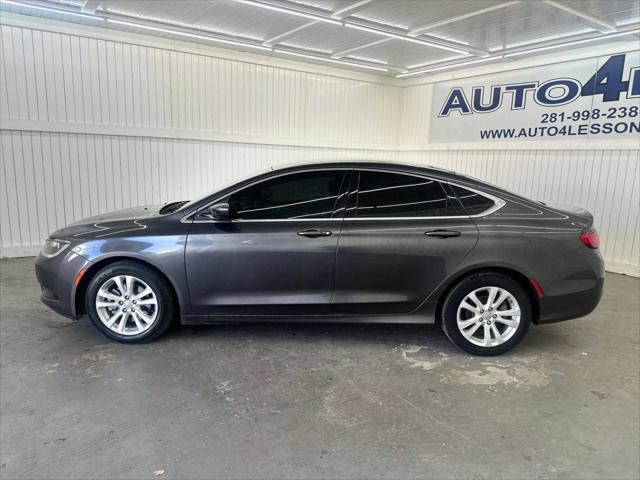 2016 Chrysler 200 Touring