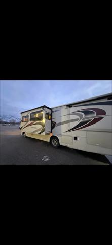 2018 Ford F-53 Base