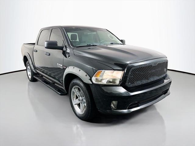 2018 RAM 1500 Express Crew Cab 4x4 57 Box