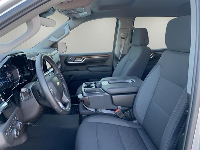 2024 Chevrolet Silverado 1500 4WD Crew Cab Short Bed LT