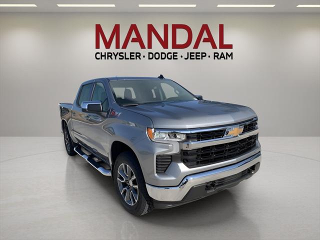 2024 Chevrolet Silverado 1500 4WD Crew Cab Short Bed LT