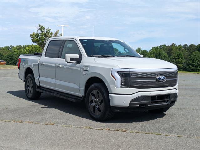 2023 Ford F-150 Lightning LARIAT