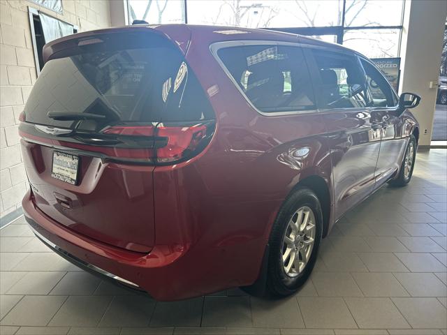2025 Chrysler Pacifica PACIFICA SELECT