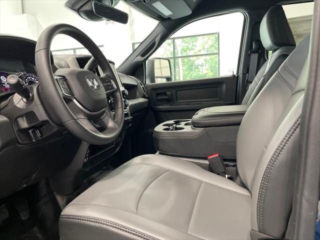 2025 RAM Ram 2500 RAM 2500 TRADESMAN CREW CAB 4X4 64 BOX