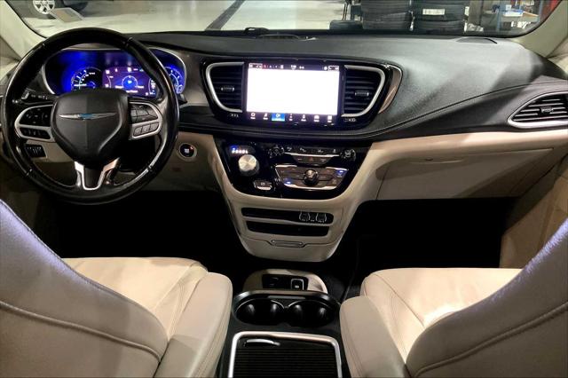 2021 Chrysler Pacifica Hybrid Touring L