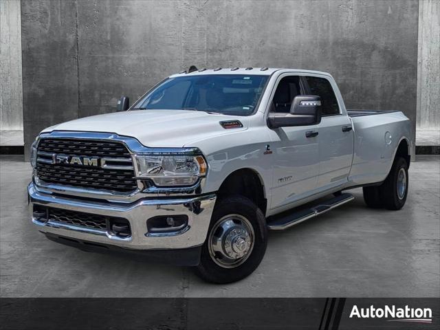 2023 RAM 3500 Big Horn Crew Cab 4x4 8 Box