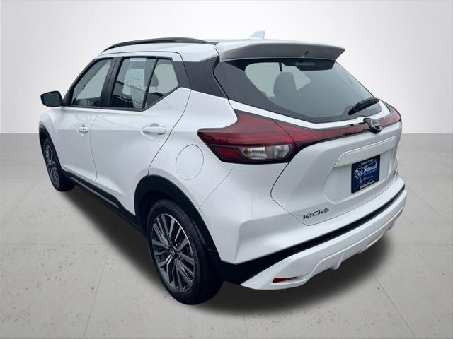 2024 Nissan Kicks SR Xtronic CVT