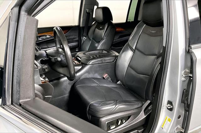 Used 2015 Cadillac Escalade ESV For Sale in Olive Branch, MS