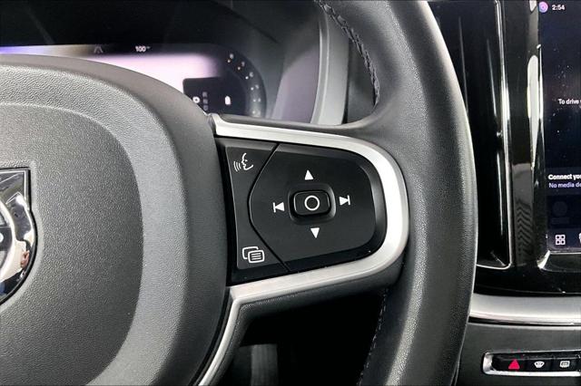 Used 2022 Volvo XC60 B5 Momentum For Sale in Millington, TN