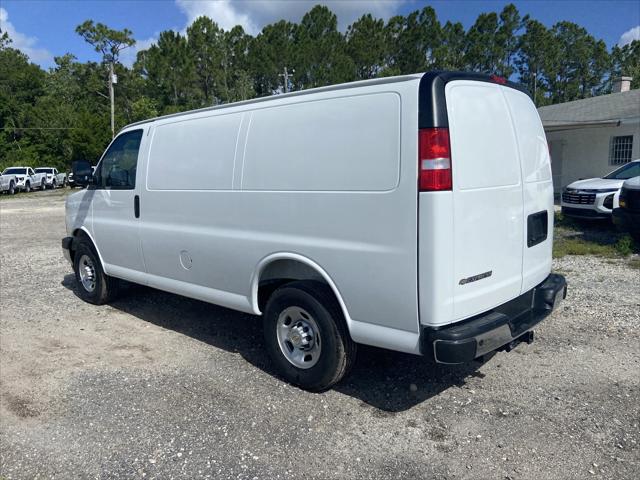 2025 Chevrolet Express Cargo Van RWD 2500 Regular Wheelbase WT