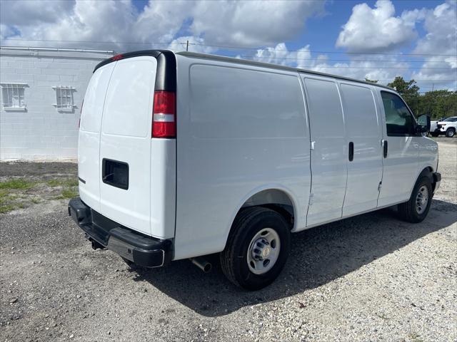 2025 Chevrolet Express Cargo Van RWD 2500 Regular Wheelbase WT