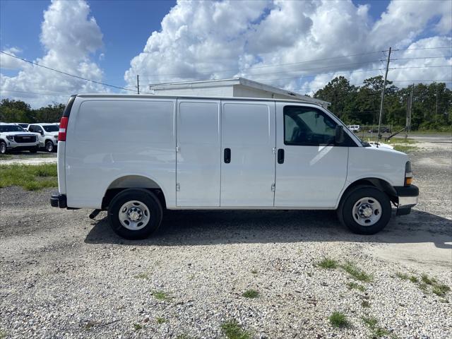 2025 Chevrolet Express Cargo Van RWD 2500 Regular Wheelbase WT