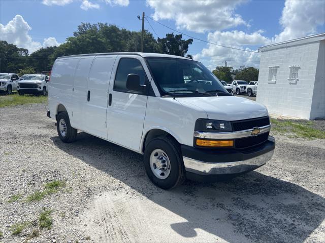 2025 Chevrolet Express Cargo Van RWD 2500 Regular Wheelbase WT