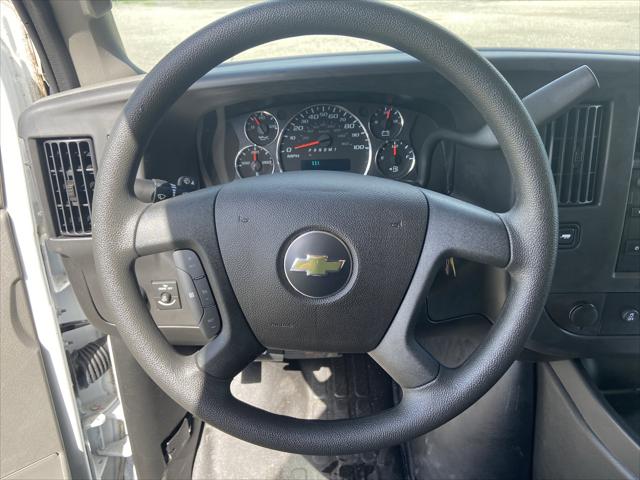 2025 Chevrolet Express Cargo Van RWD 2500 Regular Wheelbase WT