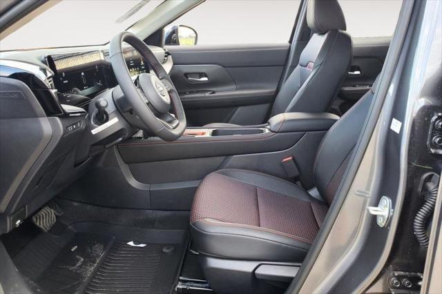 2025 Nissan Kicks SR FWD