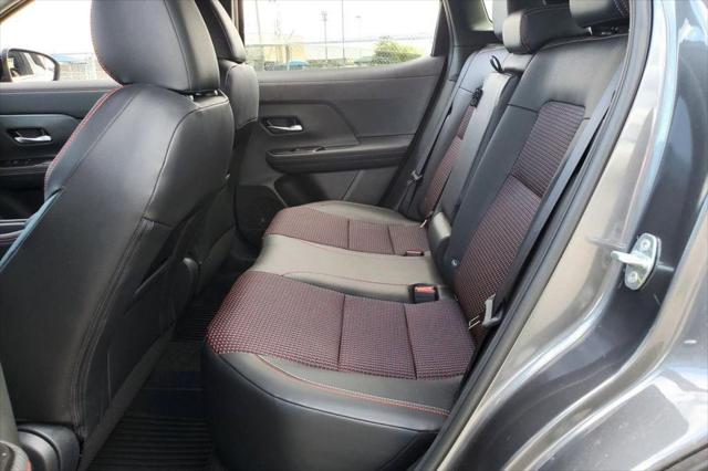 2025 Nissan Kicks SR FWD