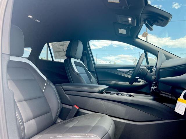 2025 Chevrolet V Blazer eAWD LT