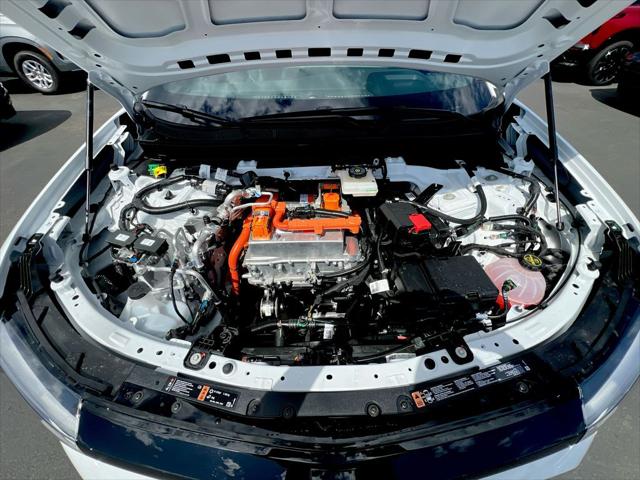 2025 Chevrolet V Blazer eAWD LT