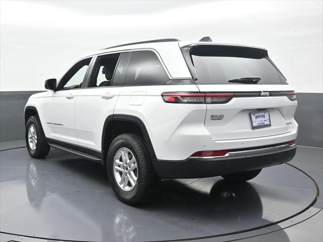2025 Jeep Grand Cherokee GRAND CHEROKEE LAREDO 4X2