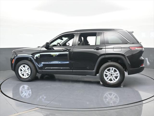 2025 Jeep Grand Cherokee GRAND CHEROKEE LAREDO 4X2