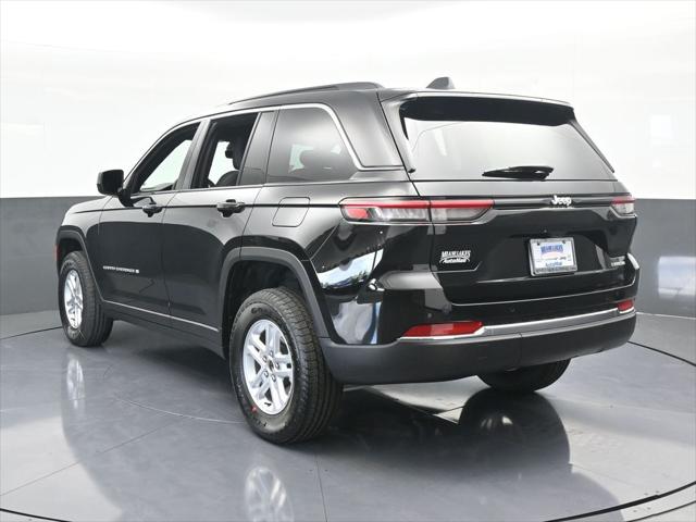 2025 Jeep Grand Cherokee GRAND CHEROKEE LAREDO 4X2
