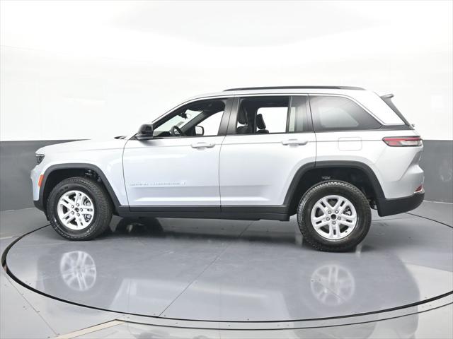 2025 Jeep Grand Cherokee GRAND CHEROKEE LAREDO 4X2