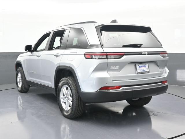 2025 Jeep Grand Cherokee GRAND CHEROKEE LAREDO 4X2