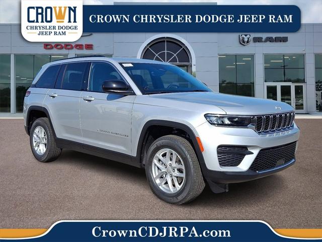 2025 Jeep Grand Cherokee GRAND CHEROKEE LAREDO X 4X4