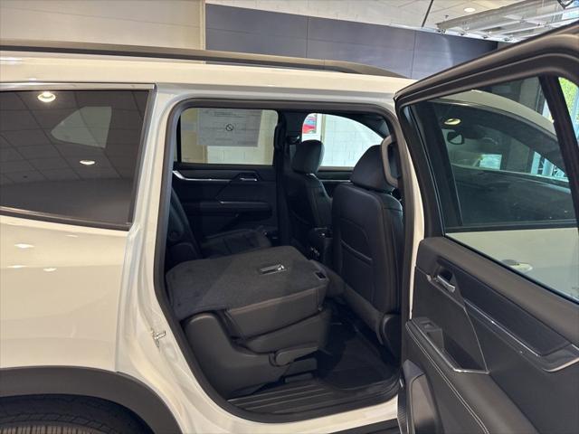 2025 GMC Acadia AWD Elevation