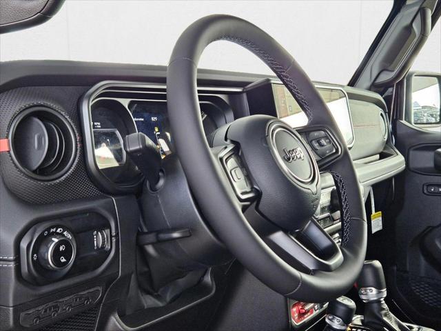 2025 Jeep Gladiator GLADIATOR RUBICON 4X4