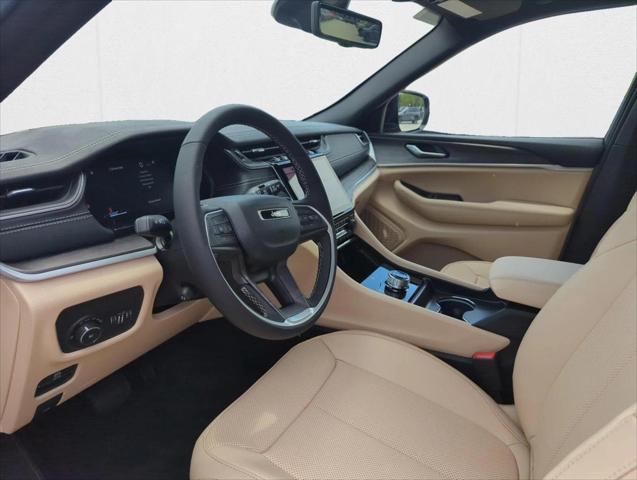 2025 Jeep Grand Cherokee Limited 4x2