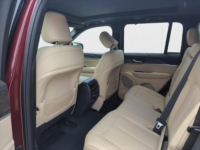 2025 Jeep Grand Cherokee Limited 4x2