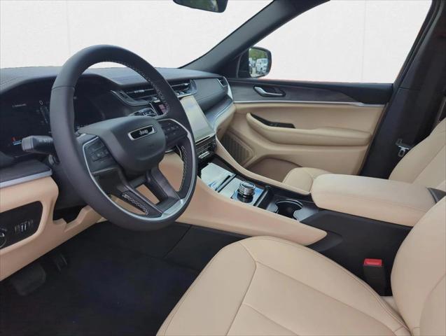 2025 Jeep Grand Cherokee GRAND CHEROKEE LIMITED 4X2