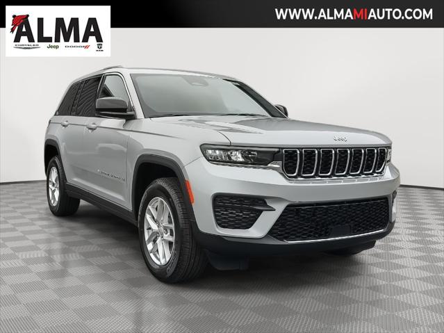 2025 Jeep Grand Cherokee GRAND CHEROKEE LAREDO X 4X4 2025 Jeep Grand Cherokee GRAND CHEROKEE LAREDO X 4X4