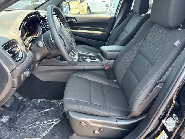 2025 Dodge Durango GT photo 2
