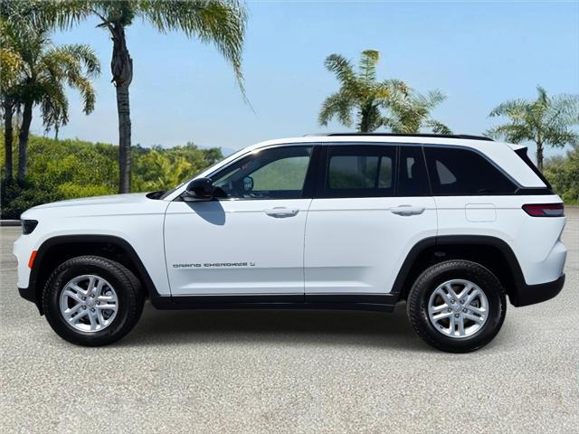 2025 Jeep Grand Cherokee GRAND CHEROKEE LAREDO 4X2 2025 Jeep Grand Cherokee GRAND CHEROKEE LAREDO 4X2