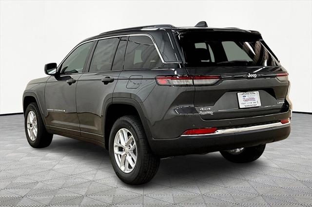2025 Jeep Grand Cherokee GRAND CHEROKEE LAREDO X 4X4