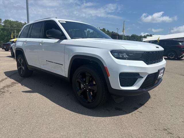 2025 Jeep Grand Cherokee GRAND CHEROKEE ALTITUDE X 4X4