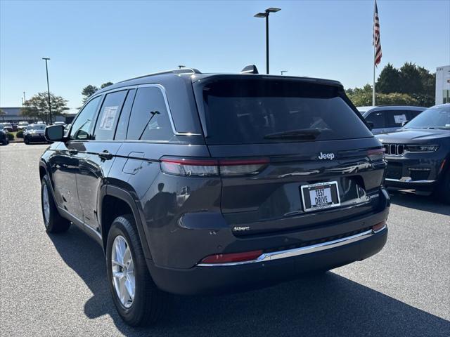 2025 Jeep Grand Cherokee GRAND CHEROKEE LAREDO X 4X2