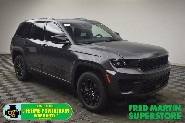 2025 Jeep Grand Cherokee GRAND CHEROKEE ALTITUDE 4X4