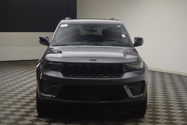 2025 Jeep Grand Cherokee GRAND CHEROKEE ALTITUDE 4X4