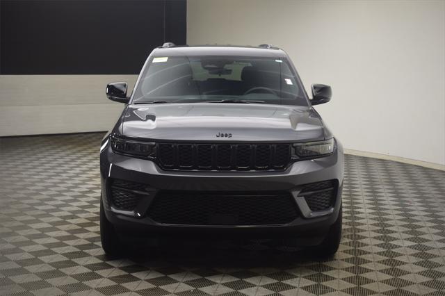 2025 Jeep Grand Cherokee GRAND CHEROKEE ALTITUDE 4X4