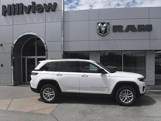 2025 Jeep Grand Cherokee GRAND CHEROKEE LAREDO X 4X4