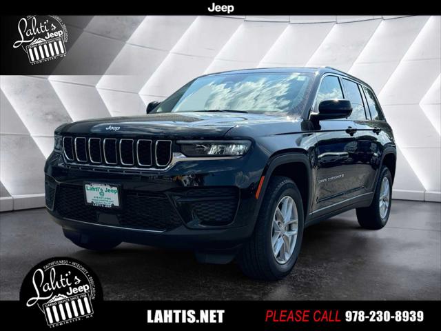 2025 Jeep Grand Cherokee GRAND CHEROKEE LAREDO X 4X4