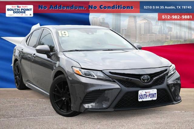 2019 Toyota Camry SE
