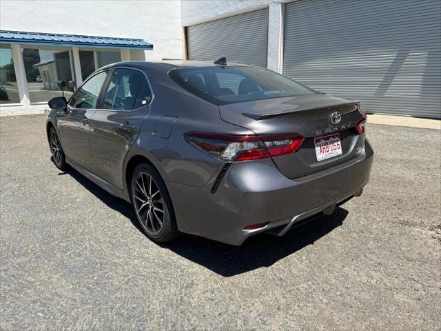 2021 Toyota Camry SE