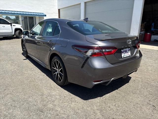 2021 Toyota Camry SE