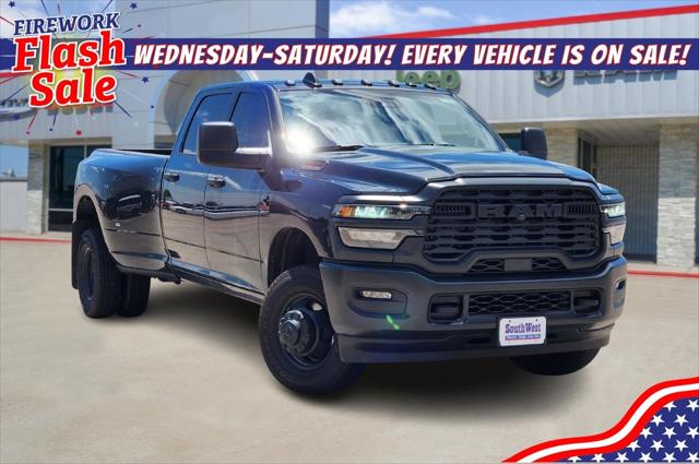 2025 RAM Ram 3500 RAM 3500 TRADESMAN CREW CAB 4X4 8 BOX