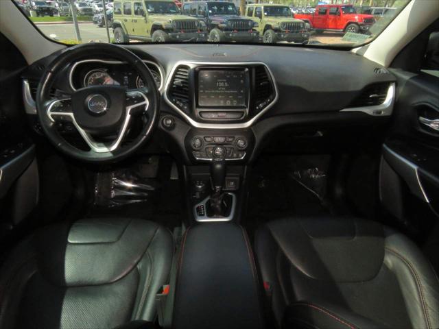 2018 Jeep Cherokee Trailhawk 4x4 2018 Jeep Cherokee Trailhawk 4x4