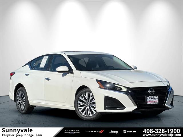 2023 Nissan Altima SV FWD